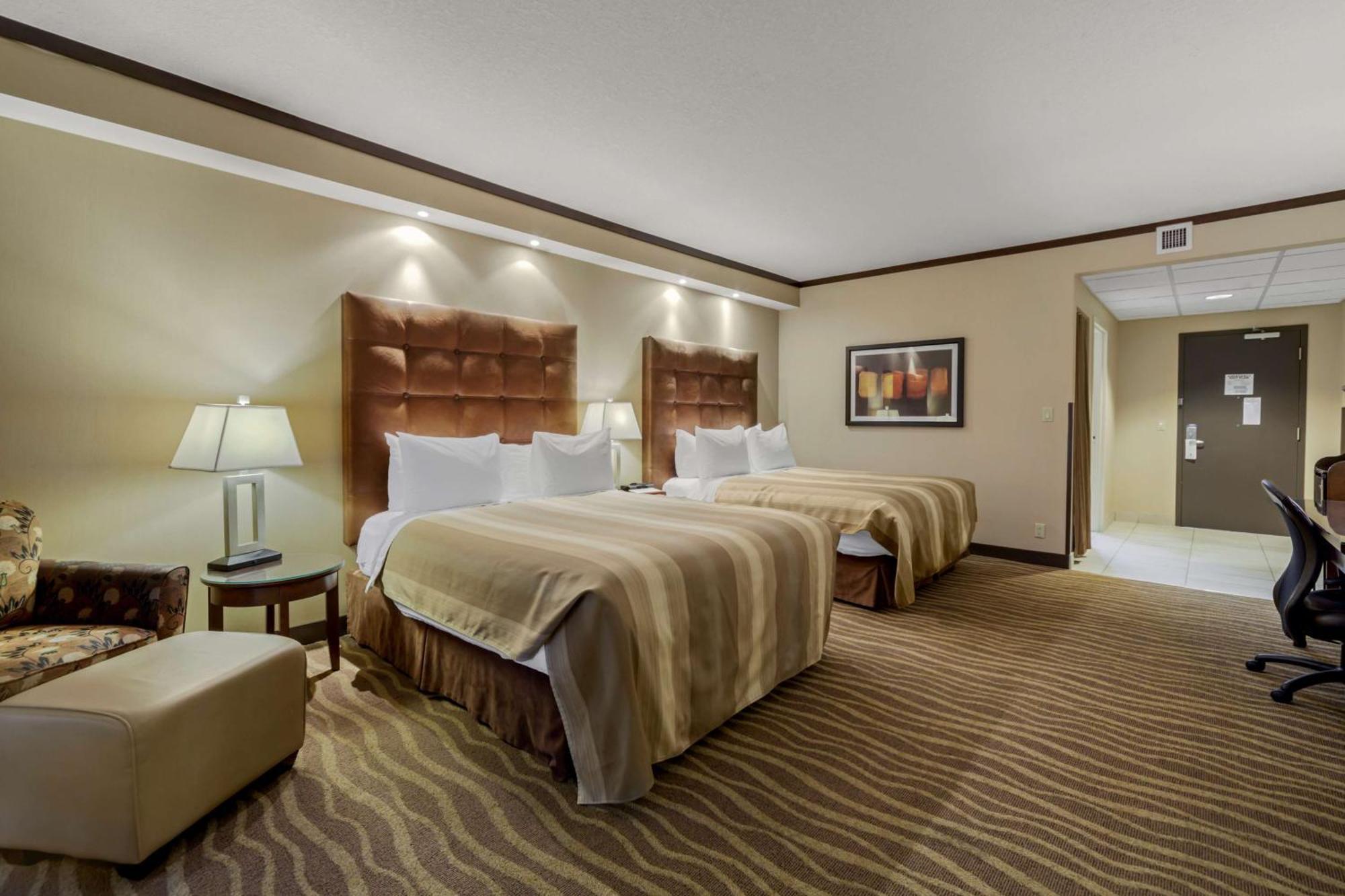 Best Western Premier Denham Inn & Suites Leduc Exterior photo